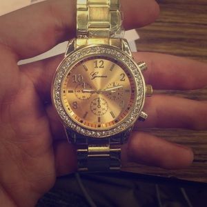 Gold dimond watch Geneva Also in silver
