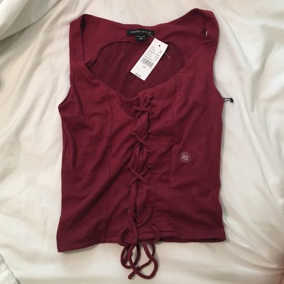 Burgundy lace up shirt