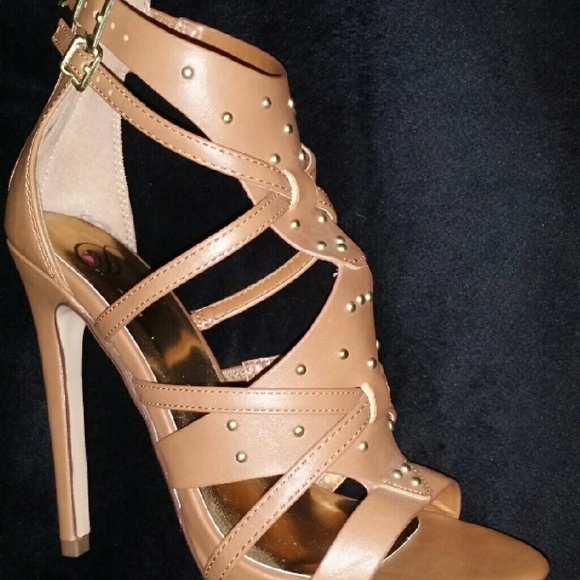 Strappy heels - Picture 1 of 1