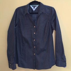 ❌SOLD❌Tommy Hilfiger button shirt
