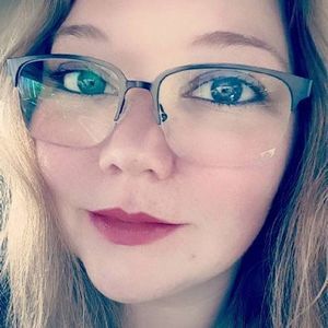 Meet your Posher, Kendra