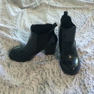 NWOT Steve Madden Lyonn Boot