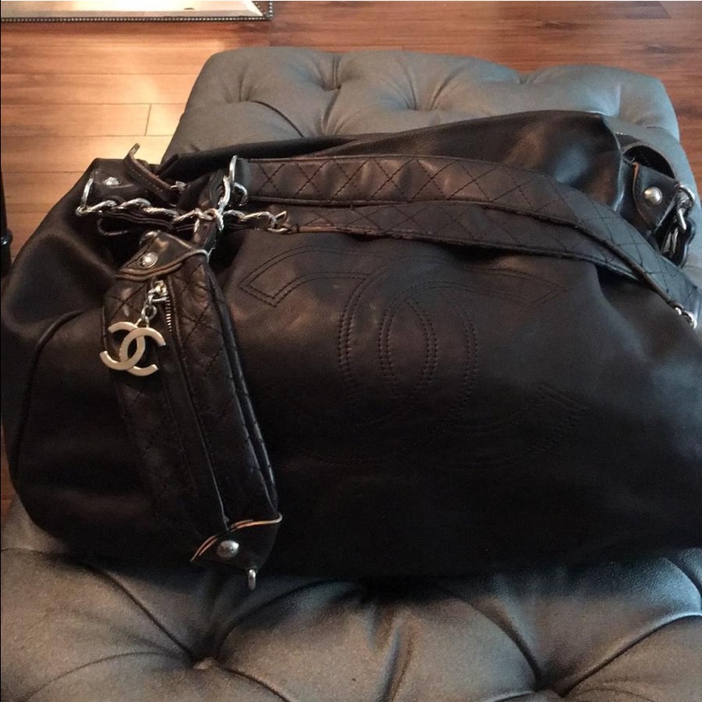 Chanel Hobo Bag - Picture 1 of 8