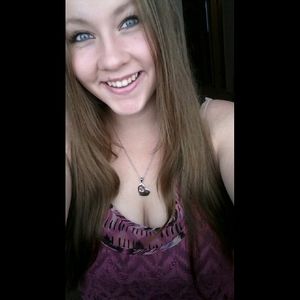 Meet your Posher, Breanne