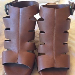 Authentic Lucky Brand Wooden Wedges