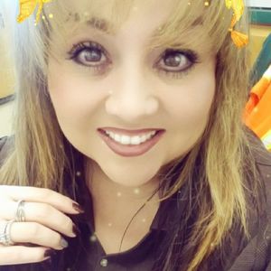 Meet your Posher, Denise