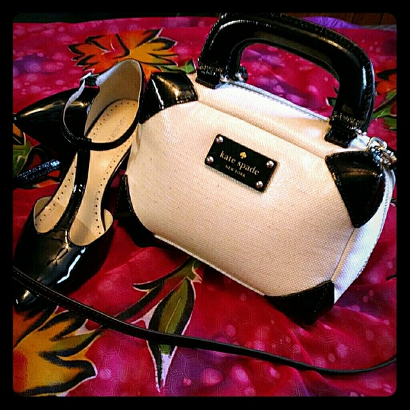 Handbags - kate spade bag