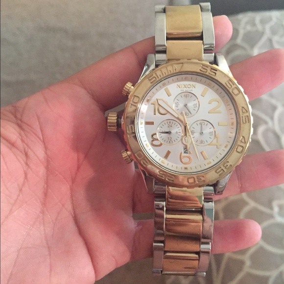 Nixon 42-20 Chrono Watch