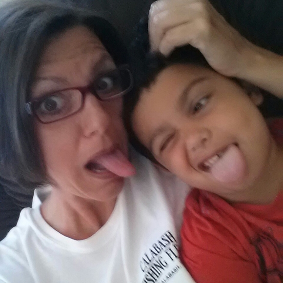 Meet your Posher, Tracy - Picture 1 of 1