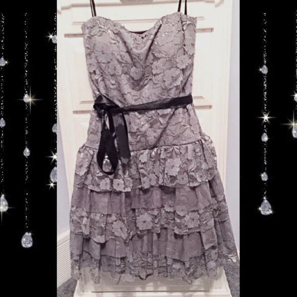 Lily Rose Lace Sleeveless Dress- L - Picture 2 of 3