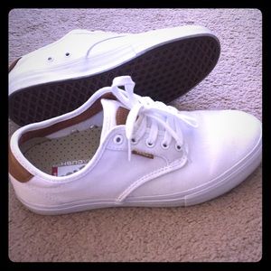 Vans white shoe men's size 9