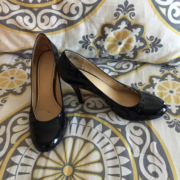 Black Nine West 3in. Heels!