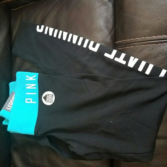 VS PINK YOGA SKINNY sold