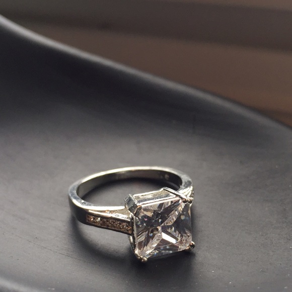 3 Carat Square QZ Stamped Sterling Silver Ring - Picture 3 of 4