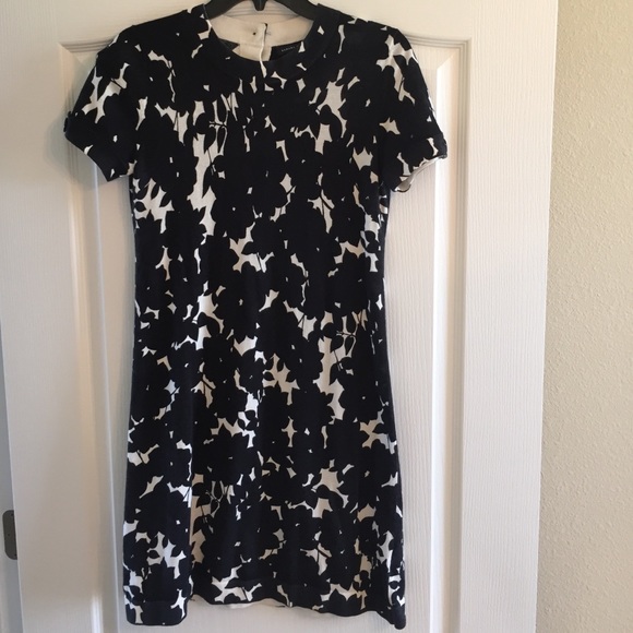 Banana Republic Dresses & Skirts - Knit dress