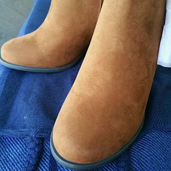 Flash sale, ONE hr. - Picture 2 of 3