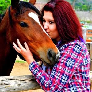 Meet your Posher, Kylie