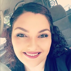 Meet your Posher, Bailey