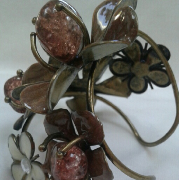 Floral Cuff Bracelet - Picture 2 of 4