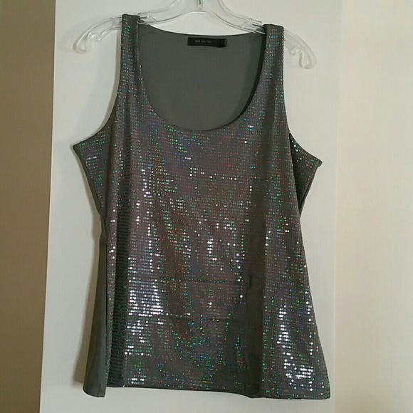 Ladies tank - Picture 1 of 2