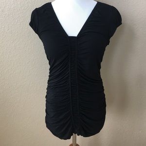 Rouched Black Kenar Top