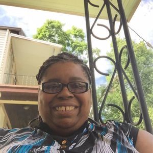 Meet your Posher, Pamela