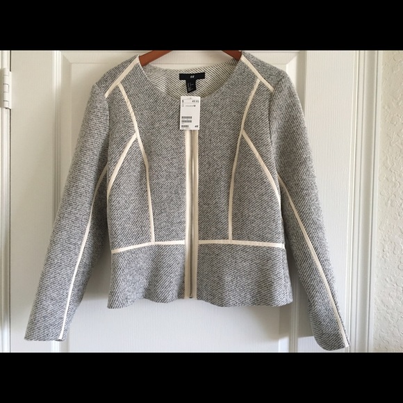 BRAND NEW H&M Zippered Cropped Blazer