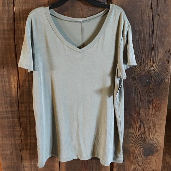 Halogen v neck