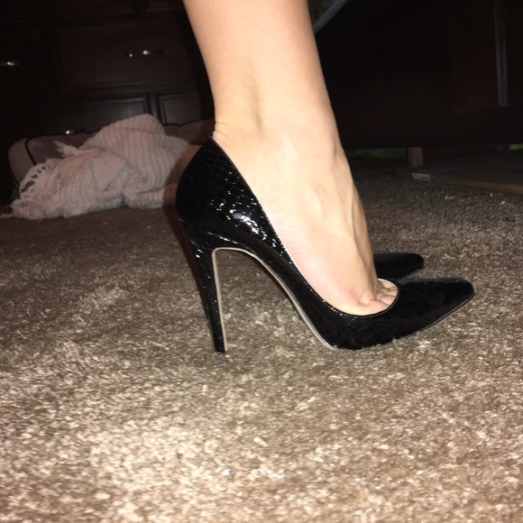 ▪️Black pumps▪️