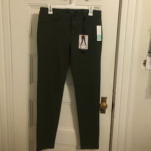 Liverpool Anita Skinny Pant Size 10/30 NWT