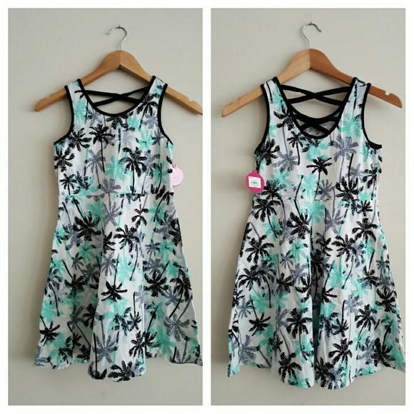 Social Occasions Tank Skater Dress 8.5