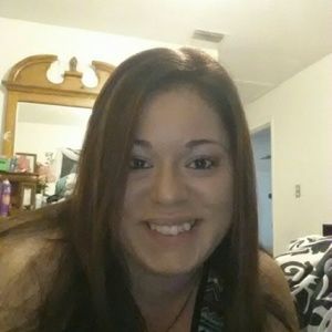 Meet your Posher, Courtney