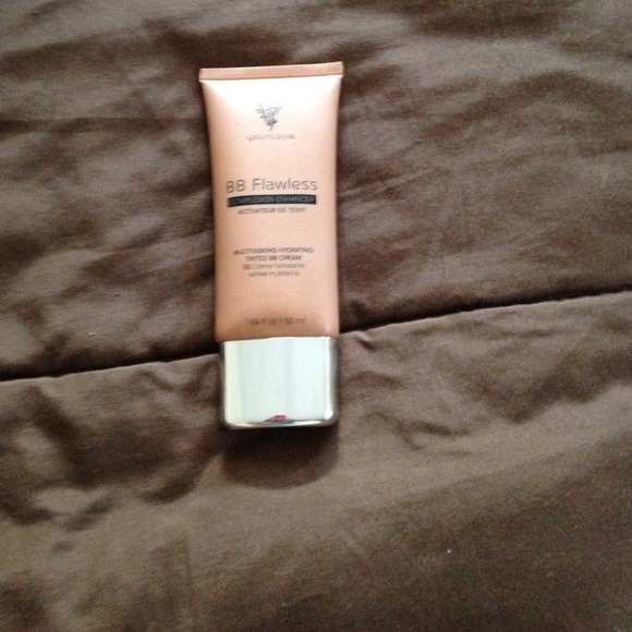 Younique BB Flawless BB Cream (90% full)