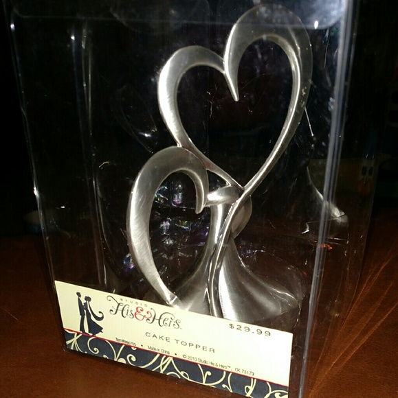 Cake topper