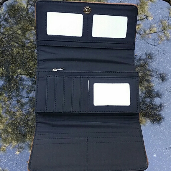 Brown Western Concho Turquoise Wallet - Picture 3 of 3