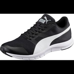 Puma Flexracer Running Shoe