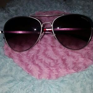 Sunglasses kennet cole reaction