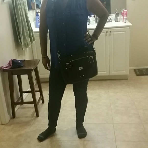 Purse - Picture 3 of 4