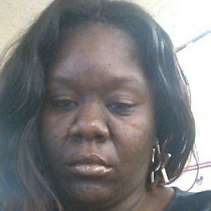 Meet your Posher, Yolanda