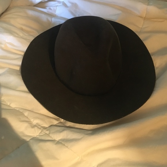 Brown fashion hat