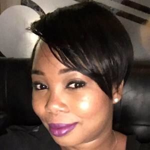 Meet your Posher, Simone