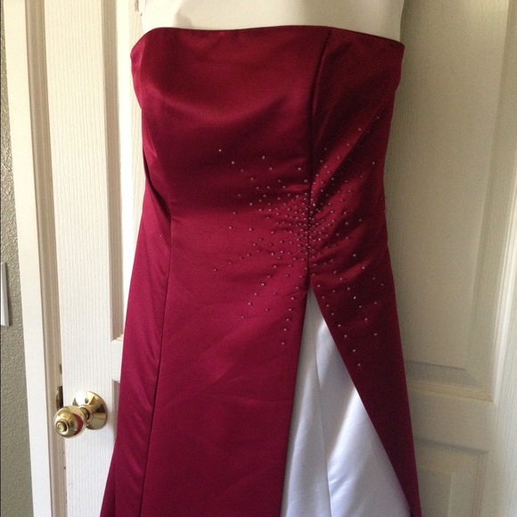 Burgundy prom dress✨
