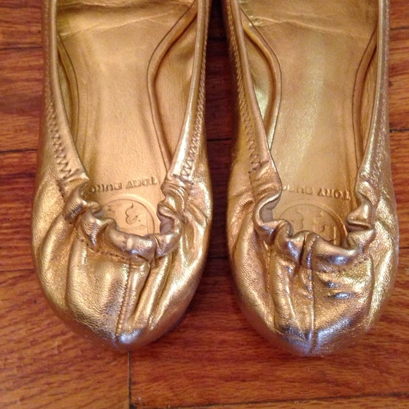 Tory Burch Gold Reva flats. Size 7.5. 📣📣📣📣 - Picture 4 of 5