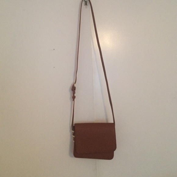 Brown cross body handbag