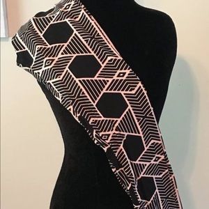 Lularoe Leggings Black and Pink Geometric