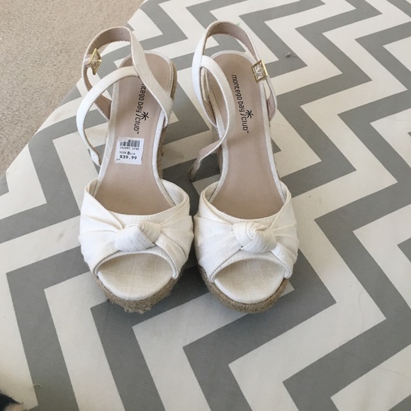 White strappy wedges size 8.5 - Picture 2 of 4