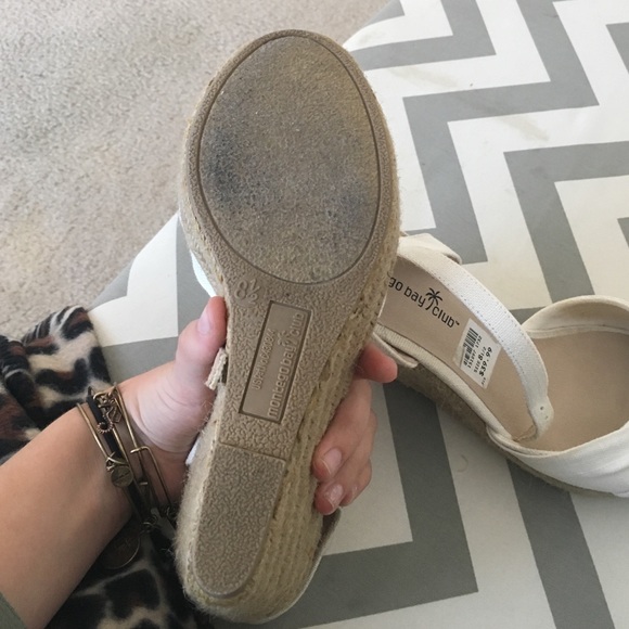 White strappy wedges size 8.5 - Picture 4 of 4