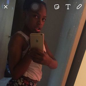 Meet your Posher, Royal