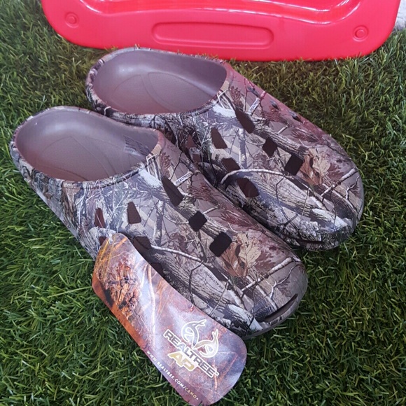 Camouflage slipons (Mens)