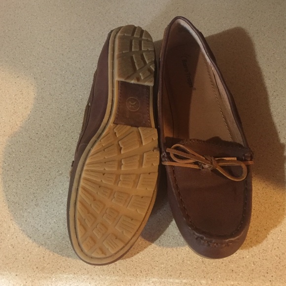 Shoes - Picture 3 of 4